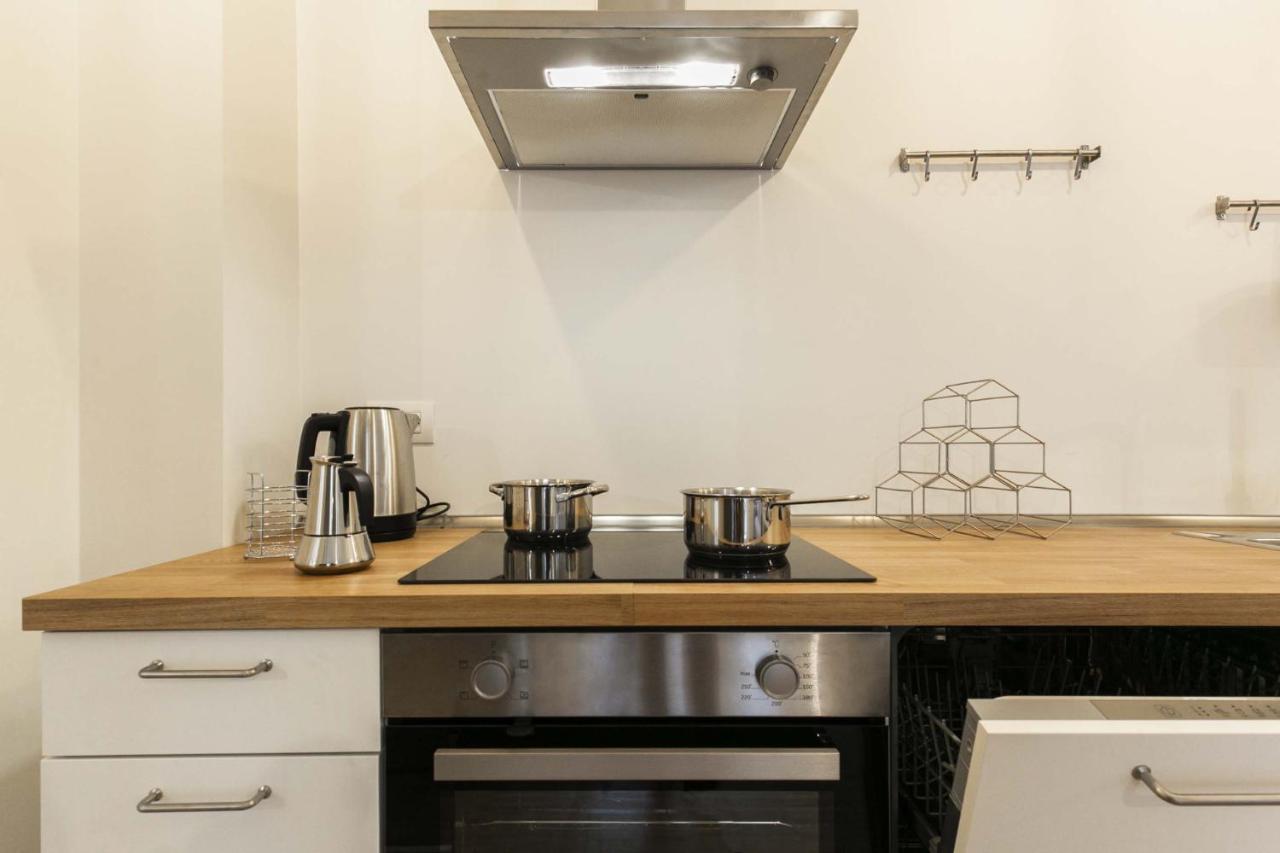 Easylife - Ampio E Luminoso Bilocale In Affascinante Quartiere Nolo Appartement *